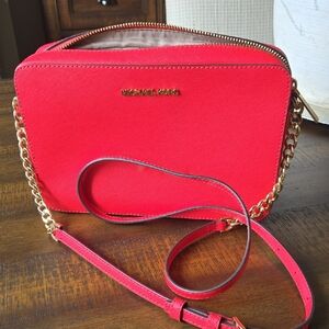 MICHAEL KORS Bright Red Saffiano Crossbody Camera Bag with Gold Chain